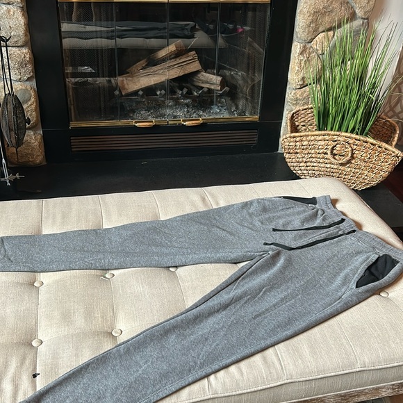 French Rendez Vous Men’s Grey Sweatpants Size Large